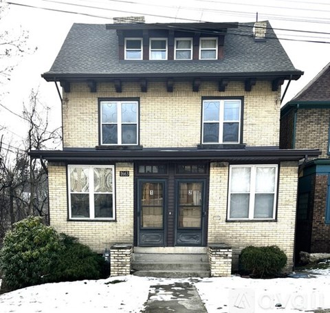 1663 Suburban Ave 1 Apartment for Rent