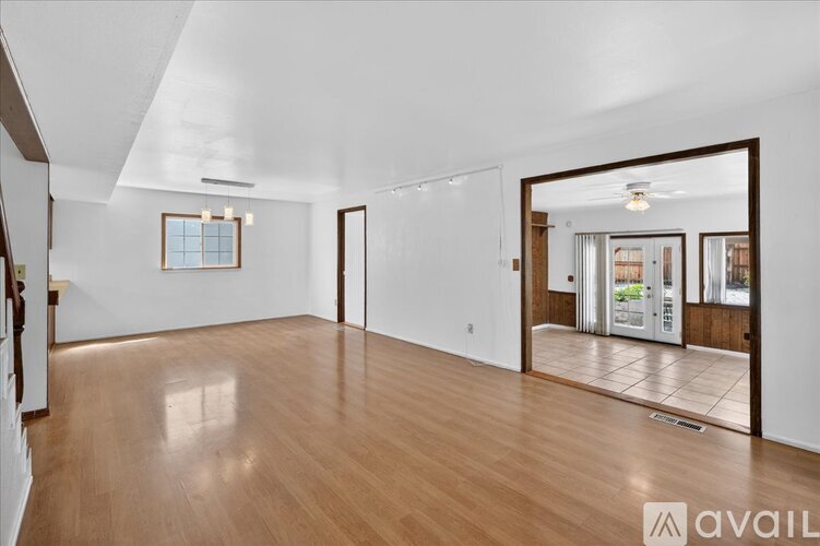 2675 Nicholette Drive 4 Beds Single Family Home for Rent - Photo gallery 5