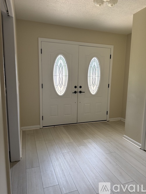 2104 Granada Drive 3 Beds Single Family Home for Rent - Photo gallery 4