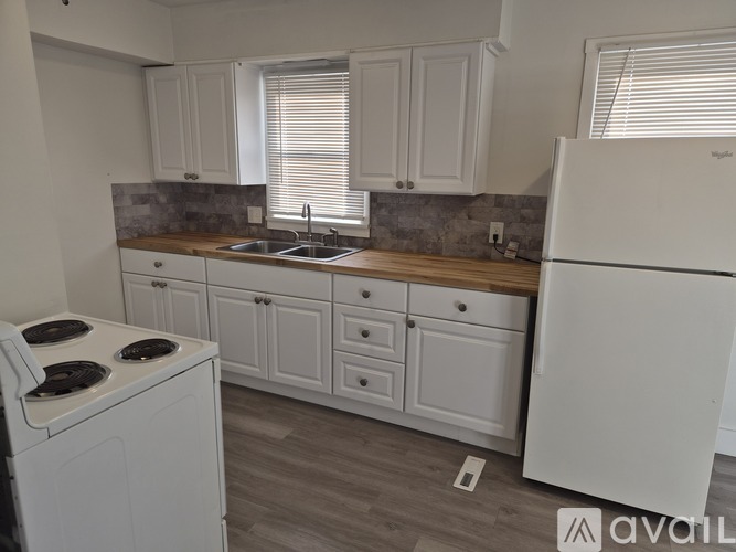 262 East Paige Avenue 2 Beds Apartment for Rent - Photo gallery 1