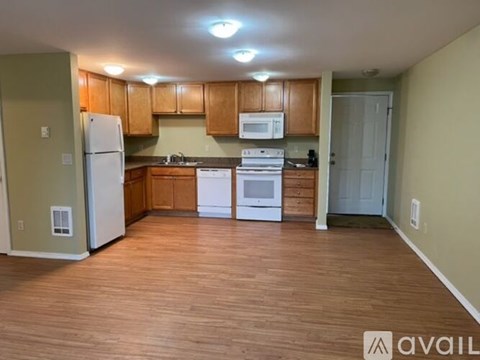 20036 30Th Ave S 2 Beds Apartment for Rent