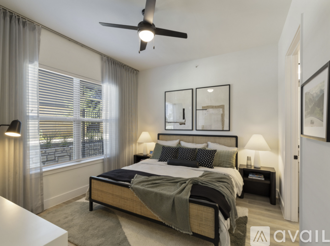 10742 E Crystal Falls Pkwy 2 Beds Apartment for Rent - Photo gallery 5