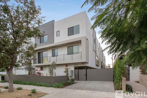 1437 Hi Point Street 3 Beds Apartment for Rent