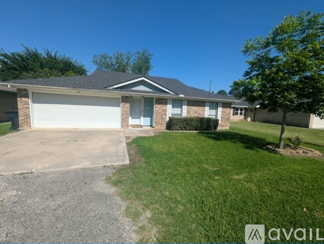 617 Hardy Ave 3 Beds Single Family Home for Rent - Photo gallery 1