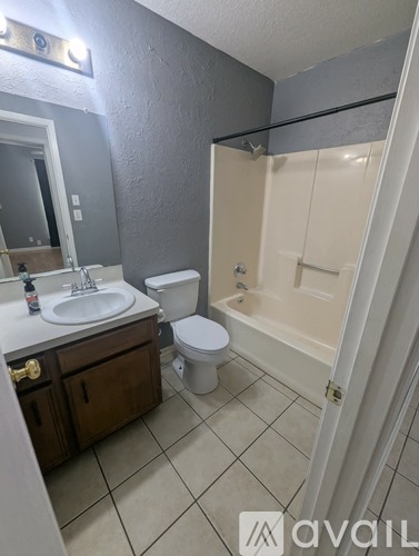 617 Hardy Ave 3 Beds Single Family Home for Rent - Photo gallery 5