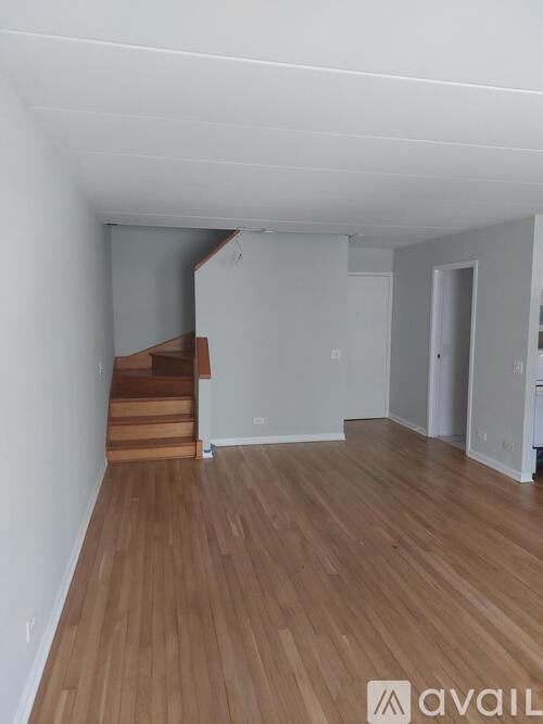 711 W Gordon Terrace 2 Beds Apartment for Rent - Photo gallery 4