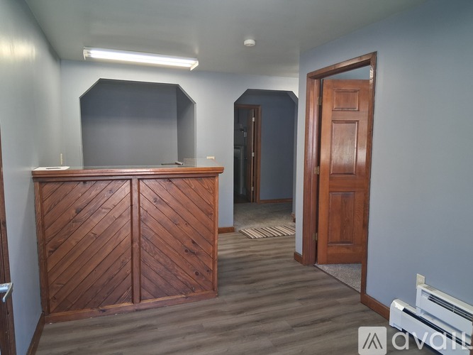 464 Main Street 6 Beds Apartment for Rent - Photo gallery 4