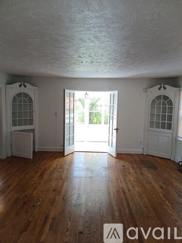 3520 Ingleside Road 3 Beds Apartment for Rent