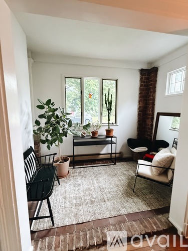 201 Thornton Street 4 Beds Single Family Home for Rent - Photo gallery 2