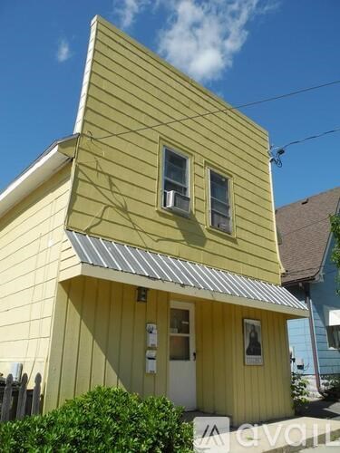 2312 Atwood Ave Studio Apartment for Rent