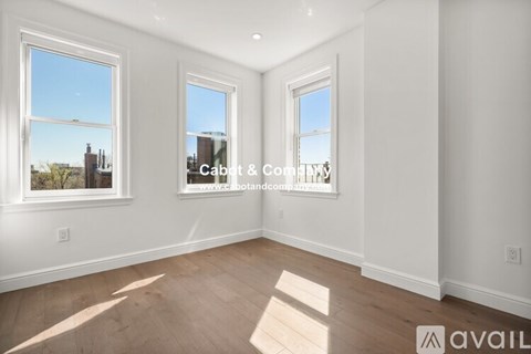 112 Myrtle St 2 Beds Apartment for Rent