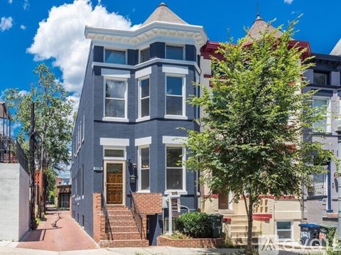 1023 Columbia Road Northwest 5 Beds Apartment for Rent