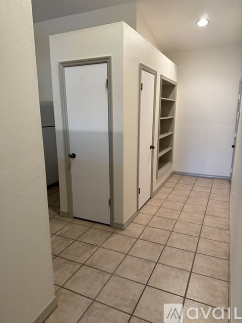 4700 Southwest Archer Road 2 Beds Apartment for Rent