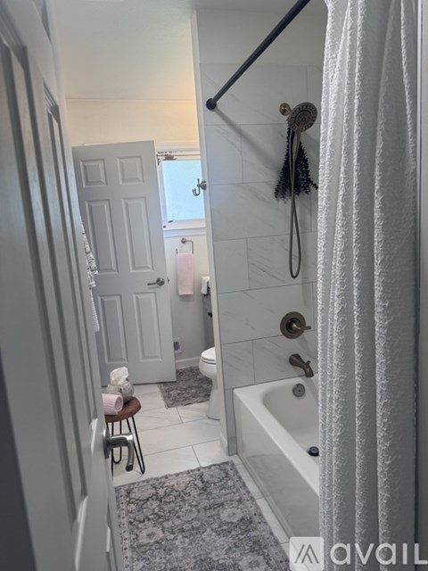 3634 West Parnell Avenue 3 Beds Apartment for Rent