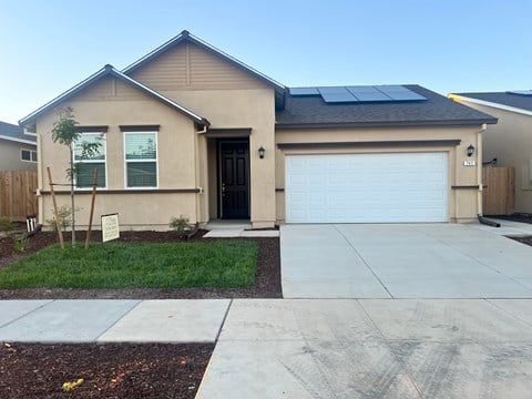 741 Skyler Ct 4 Beds Apartment for Rent