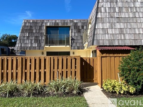 2911 Pecan Ave 2 Beds Apartment for Rent