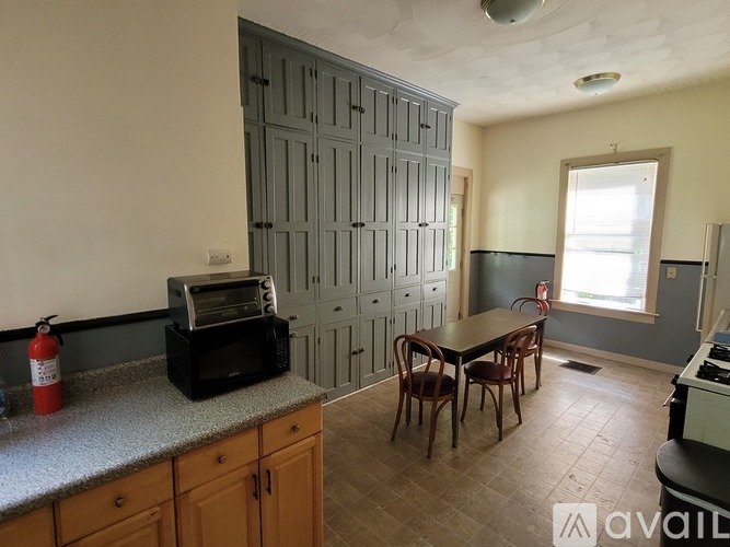 32 Cliff St 2 Beds Apartment for Rent - Photo gallery 3