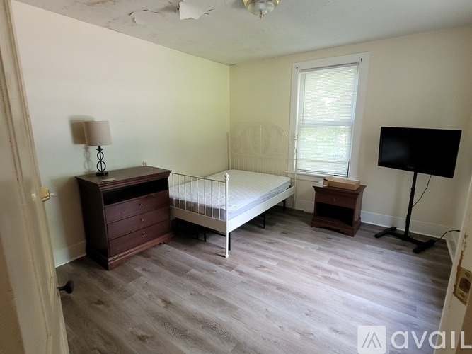 32 Cliff St 2 Beds Apartment for Rent - Photo gallery 4