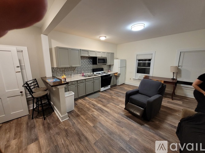 32 Cliff St 3 Beds Apartment for Rent - Photo gallery 1