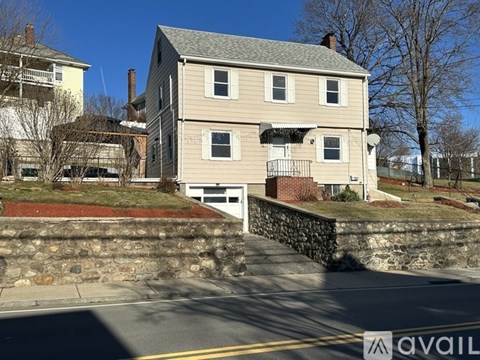 193 Orchard St 3 Beds Apartment for Rent