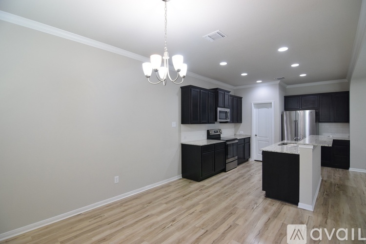 10208 Cap Rock Dr 3 Beds Single Family Home for Rent - Photo gallery 5