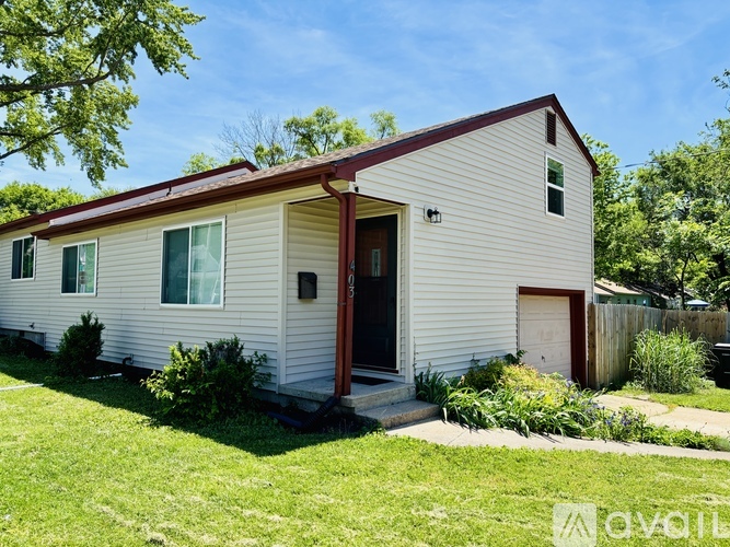 403 S Church St 2 Beds Single Family Home for Rent - Photo gallery 2