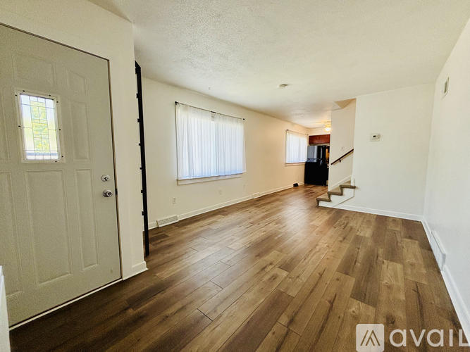 403 S Church St 2 Beds Single Family Home for Rent - Photo gallery 5