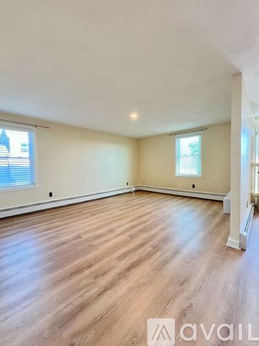 22 Aldersey St 1 Apartment for Rent - Photo gallery 2