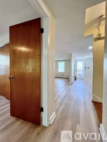 22 Aldersey St 1 Apartment for Rent - Photo gallery 4