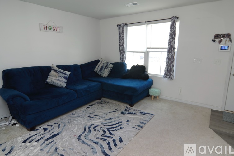 385 Saskatoon Dr 3 Beds Apartment for Rent - Photo gallery 4