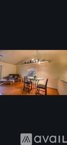 111 East Oak Avenue 3 Beds Apartment for Rent