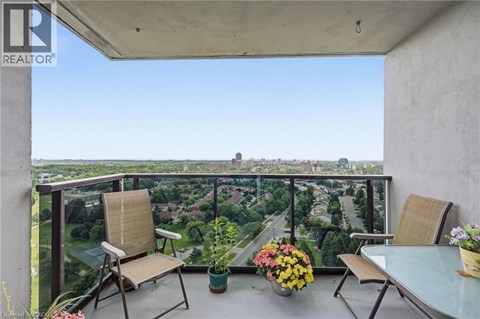50 MISSISSAUGA VALLEY Boulevard Unit# 1516 3 Beds Apartment for Rent