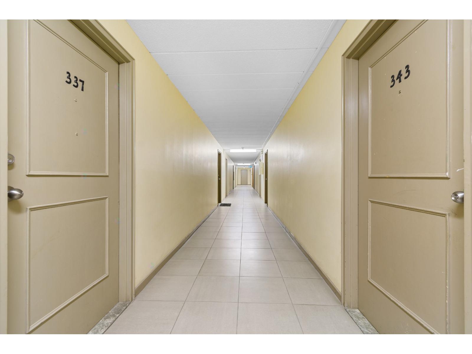 27 Boul. de Lucerne, #337 1 Apartment, Home for Rent - Photo gallery 4