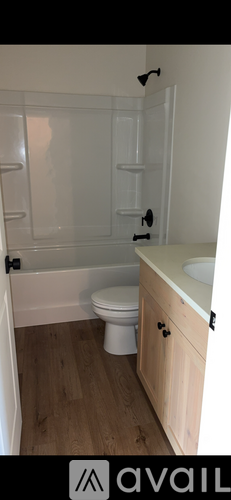 68 Cedar Ln 3 Beds Townhouse for Rent - Photo gallery 5