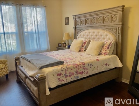 8664 Robertson Drive 4 Beds Apartment for Rent