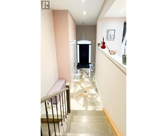 189 TOWNSGATE DRIVE 6 Beds House for Rent - Photo gallery 3
