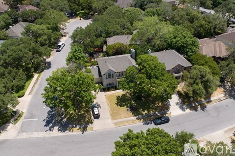 2421 Falcon Drive 3 Beds Apartment for Rent