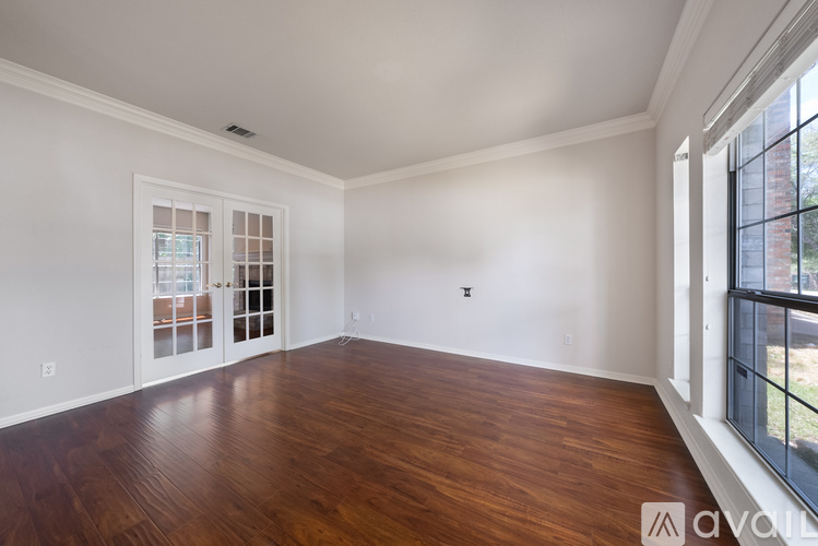2421 Falcon Drive 3 Beds Single Family Home for Rent - Photo gallery 3