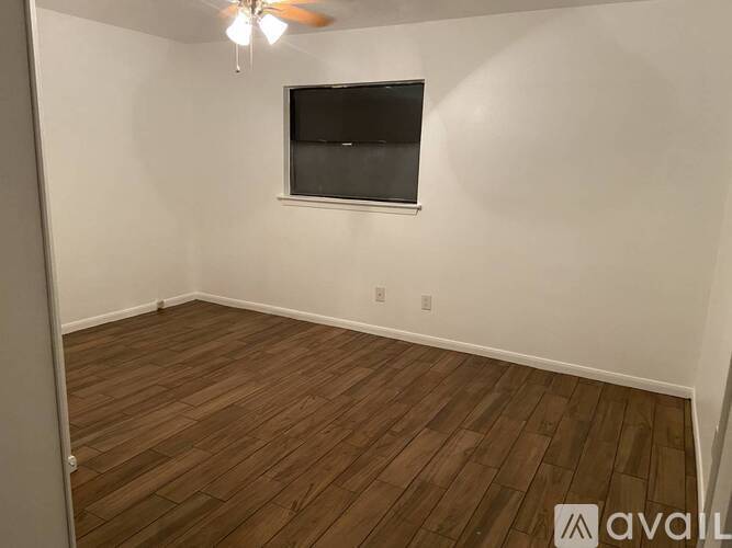 6208 Mountain Shadows Drive A 3 Beds Single Family Home for Rent - Photo gallery 5