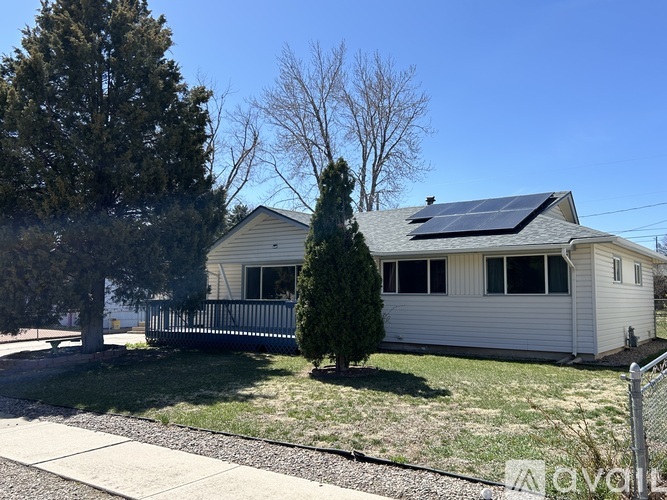 106 Balfour Avenue 3 Beds Single Family Home for Rent - Photo gallery 2