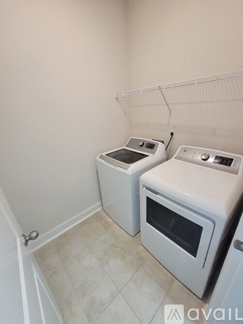 2664 Stellar Loop 4 Beds Apartment for Rent