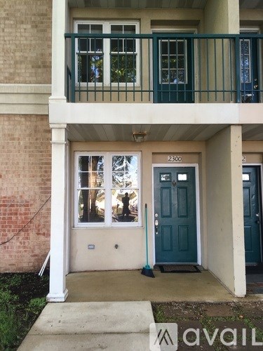 2300 18Th Street Northeast 4 Beds Apartment for Rent