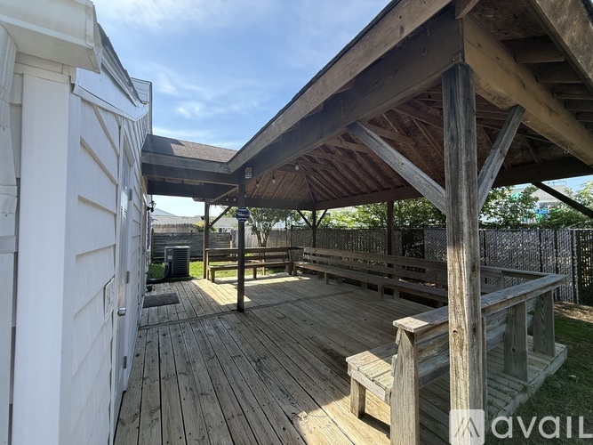 118 East Saltwood Place 3 Beds Single Family Home for Rent - Photo gallery 5