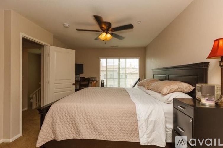 606 Kellogg Street 3 Beds Townhouse for Rent - Photo gallery 3