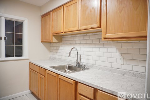 288 Division Street 4 Beds Apartment for Rent