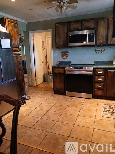 1081 County Road 580 3 Beds Single Family Home for Rent - Photo gallery 4