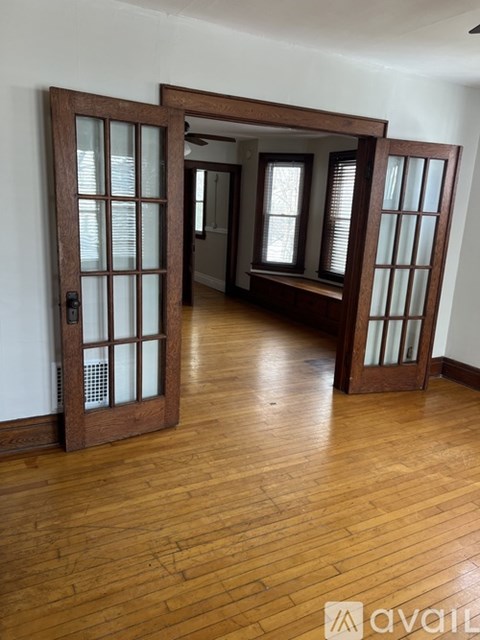 262 Reed Ave 3 Beds Apartment for Rent