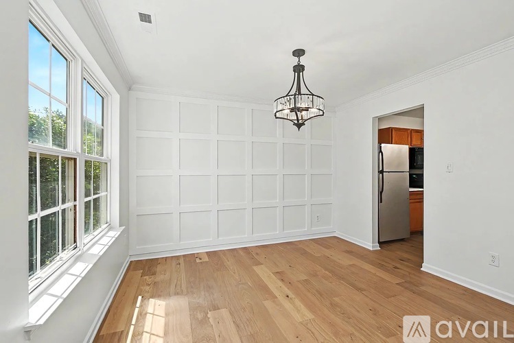9819 Aventide Ln 3 Beds Single Family Home for Rent - Photo gallery 4