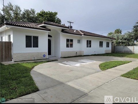 2900 Southwest 62Nd Avenue 4 Beds Apartment for Rent