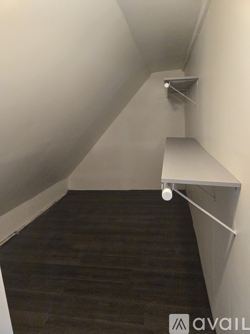 1740 Farmington Avenue 4 Beds Townhouse for Rent - Photo gallery 5